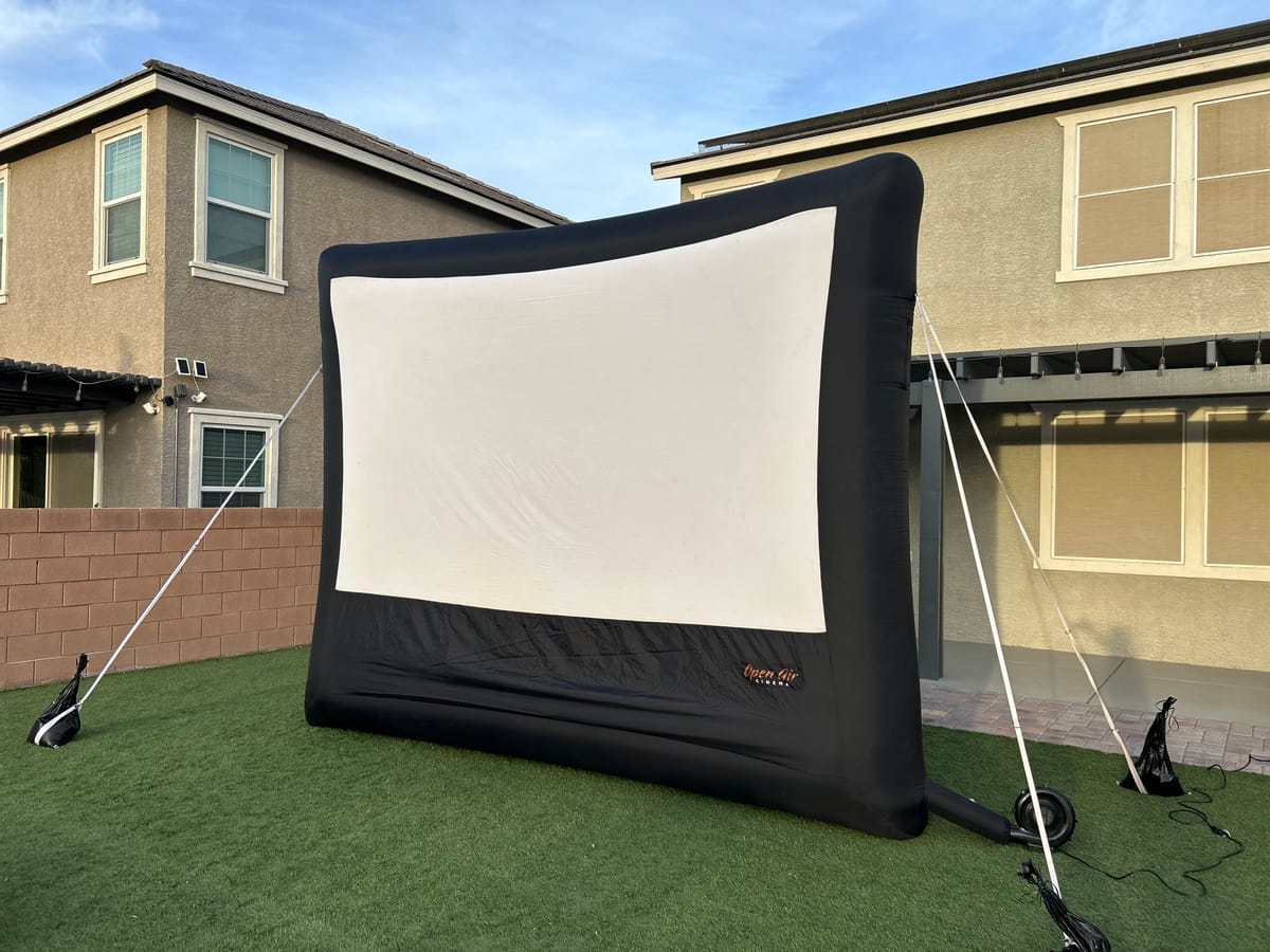 Inflatable Outdoor Screen